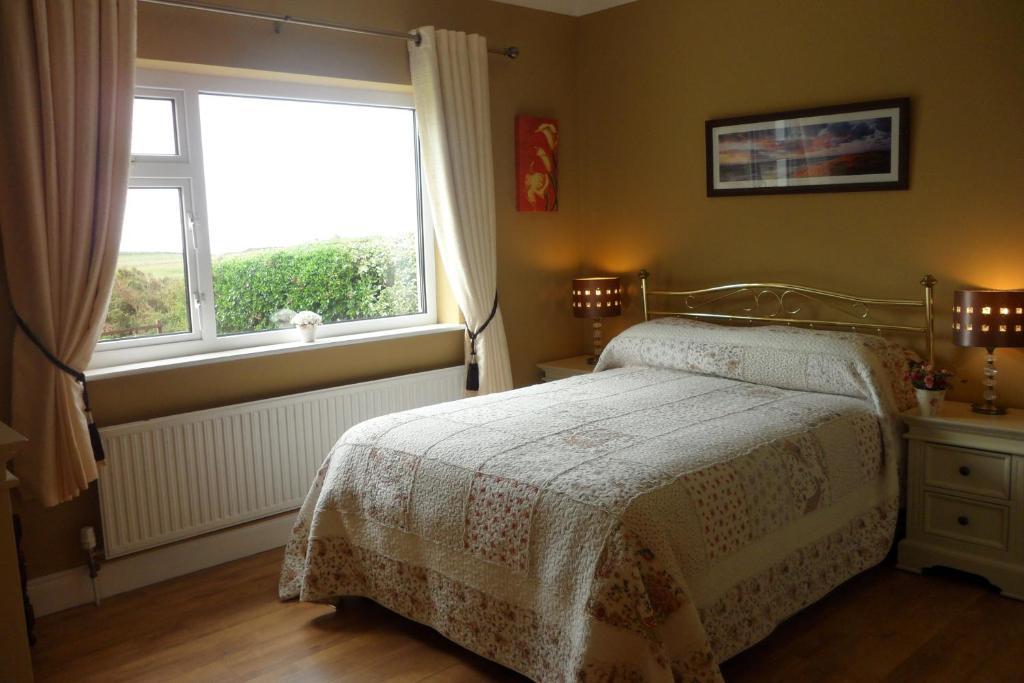 Rockmount House B&B Клифден Экстерьер фото